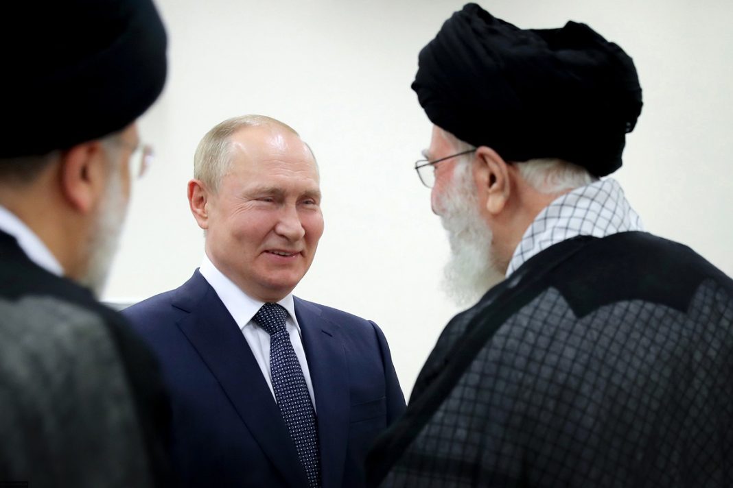 Leader of the Islamic Revolution Ayatollah Seyyed Ali Khamenei and Russian President Vladimir Putin
