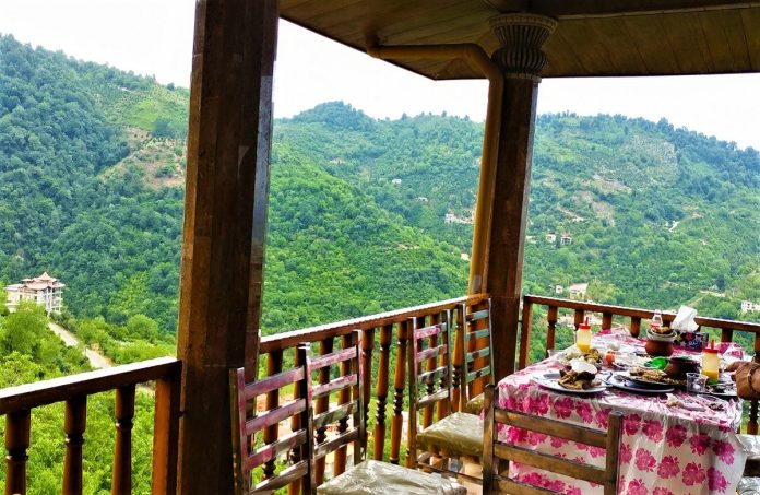 Ms. Khavar’s restaurant in Sarvelat