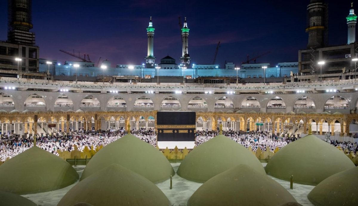 Iranian Hajj pilgrims slam normalization of ties with Israel by some Arab states 1 Hajj