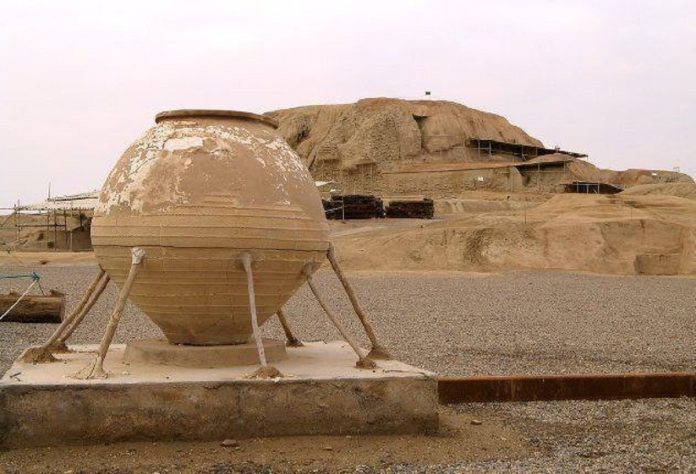 Remains of 6000-year-old house unearthed in Iran's Kashan
