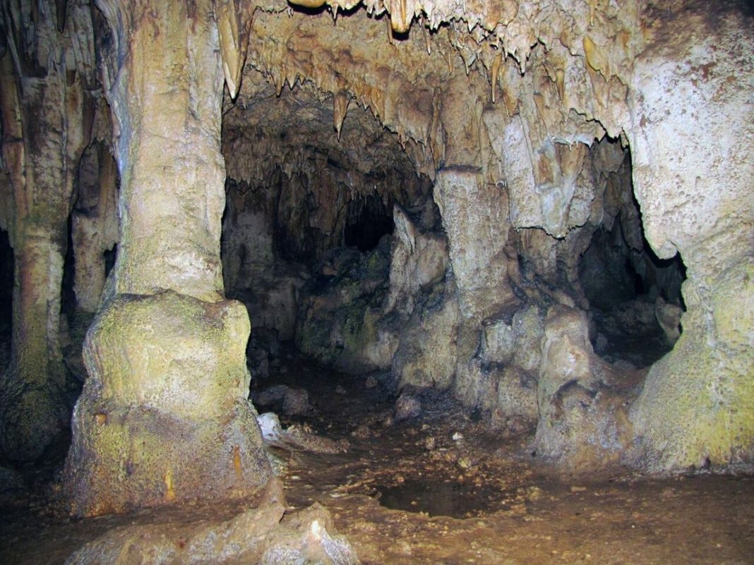 The Qal-e Kord Cave in the city of Avaj, in the northwestern province of Qazvin