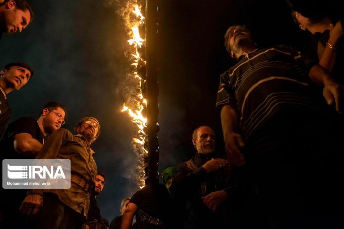 Iranians mourning 3rd Shia Imam's martyrdom