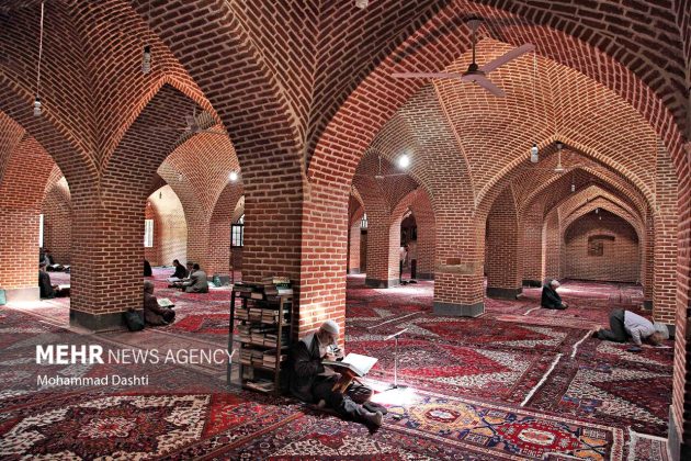 Historical mosques in Iran