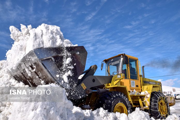 Iran Kouhrang Snow