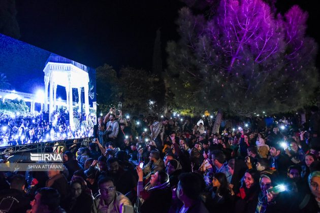 Iranians usher in New Year by Tomb of Hafez in Shiraz
