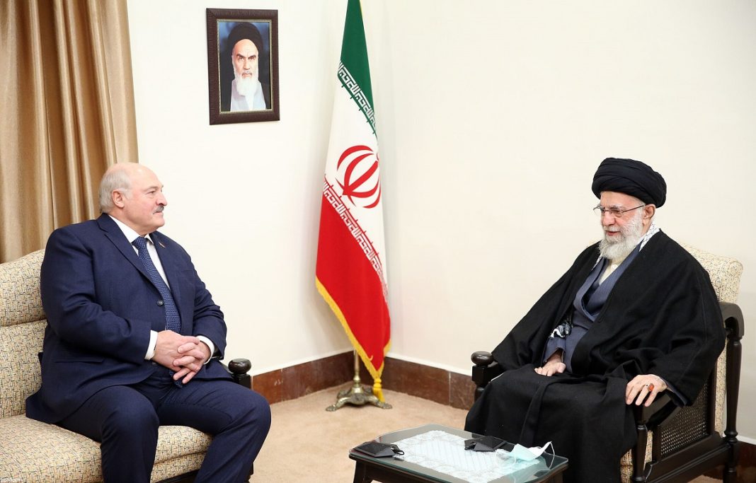 Ayatollah Khamenei and Alexander Lukashenko