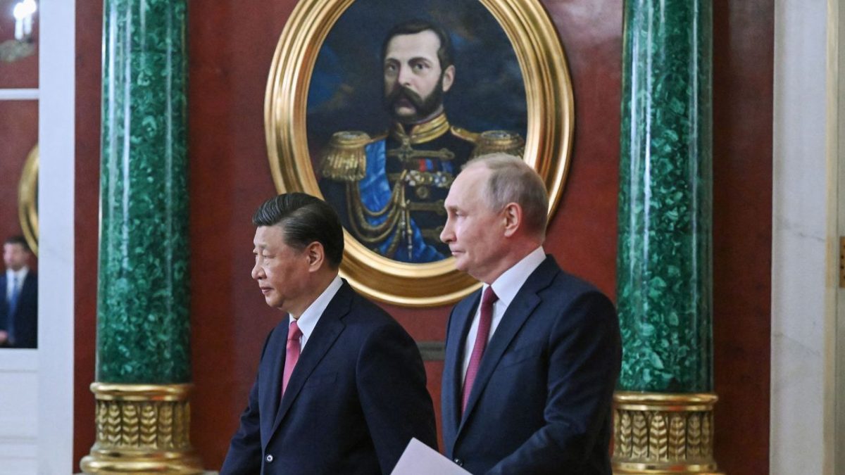 China says Xi and Putin to continue intensive contacts 1 Putin and Xi