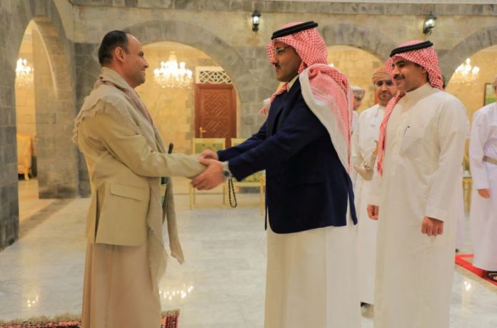 Saudi and Omani delegations meet Houthi leaders in Yemen