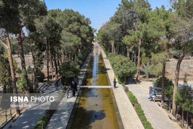 Iran tourism: Yazd’s Dolatabad Garden