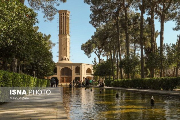 Iran tourism: Yazd’s Dolatabad Garden