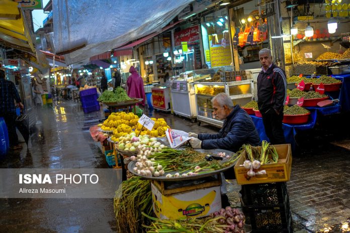 Spring vibes in Rasht’s market