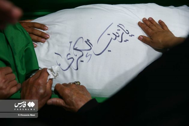 Iranians lay to rest remains of military advisor martyred in 2015 anti-Daesh battles in Syria