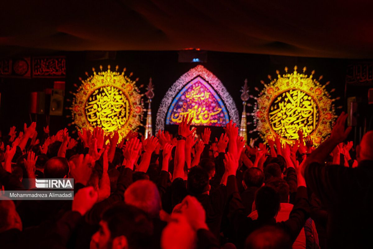 Iranians mark beginning of mourning month of Muharram 