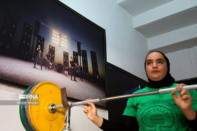 Female Iranian Weightlifters preparing for high-profile contests