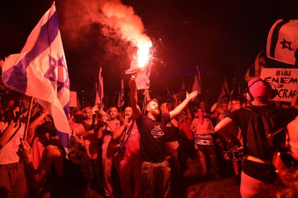 Israelis continue protests as PM advances judicial plans