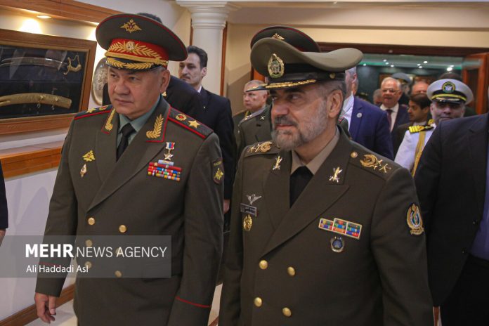 Sergei Shoigu and Mohammad Reza Ashtiani