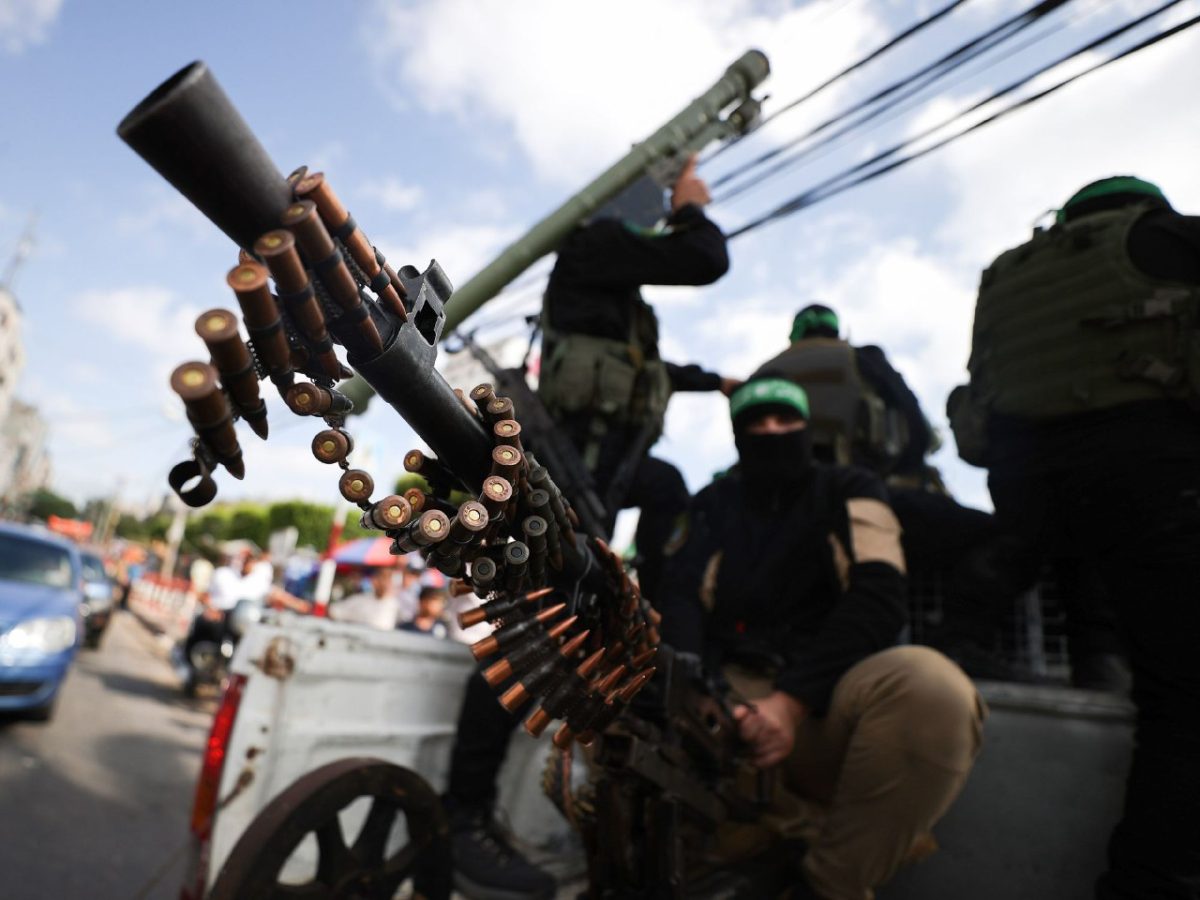 Hamas says destroyed 1,000 Israeli military vehicles in past 100 days of Gaza war 1 Hamas