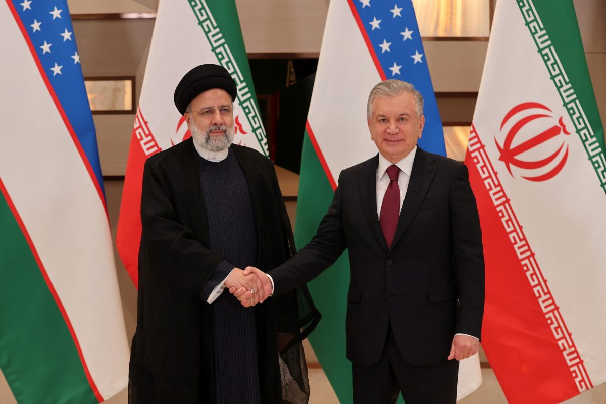 Ebrahim Raisi and Shavkat Mirziyoyev