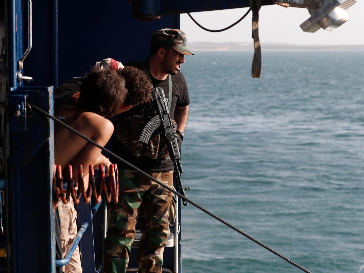 Yemen’s Houthis say attacked US carrier, Washington denies 1 Yemen Houthis