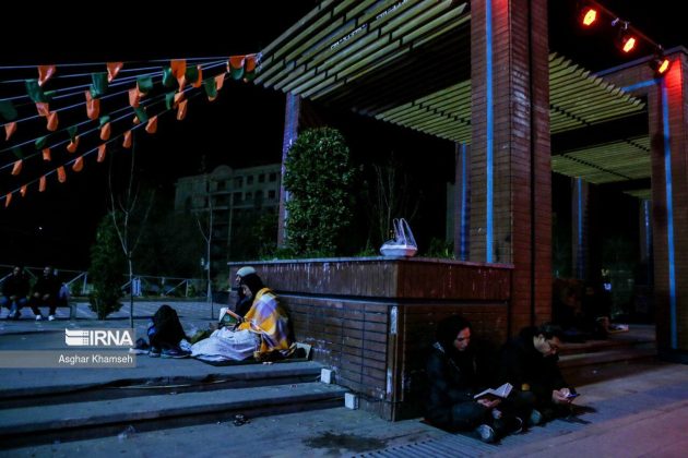 Worshippers hold vigil at Laylat al-Qadr in Tehran’s Imamzadeh Saleh 