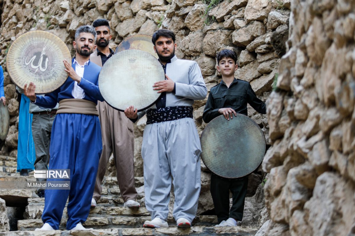 Village in Iran's Kurdistan historical festival