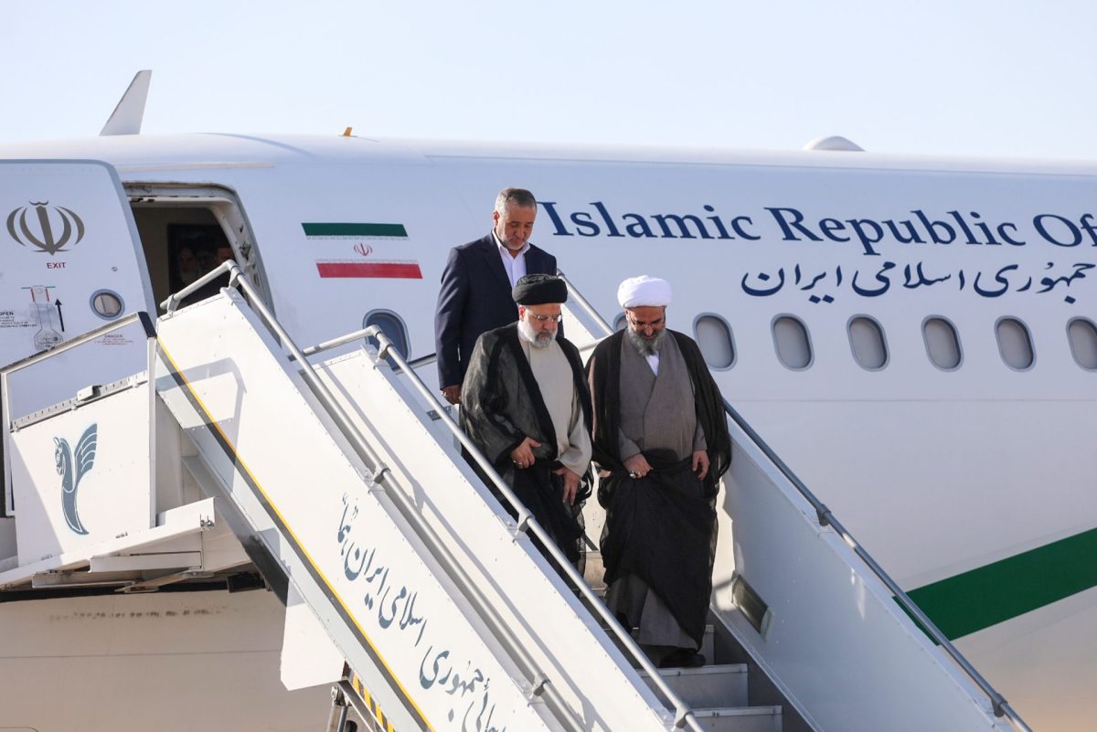 Provincial tour takes Iranian president to Semnan