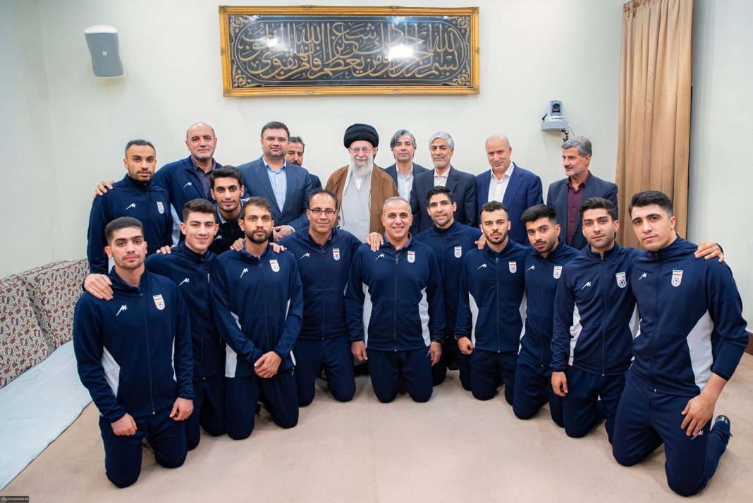 Iran Leader meets Futsal National Team