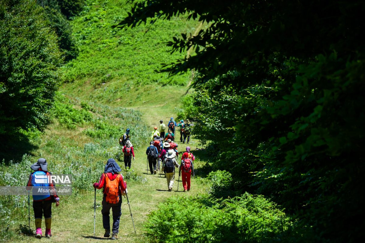 Mild weather lures more tourists to northern, northwestern Iran