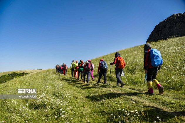 Mild weather lures more tourists to northern, northwestern Iran