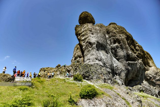 Mild weather lures more tourists to northern, northwestern Iran