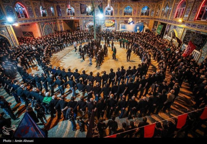 Traditional "sineh dour" mourning ceremony in Iran's Shahroud