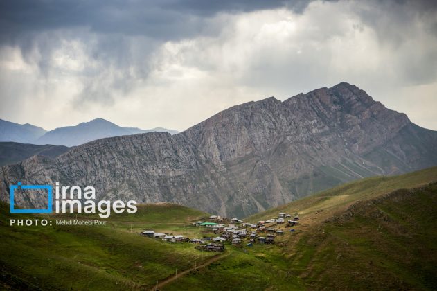 Ranchers in northern Iran move to summer resorts in mountains