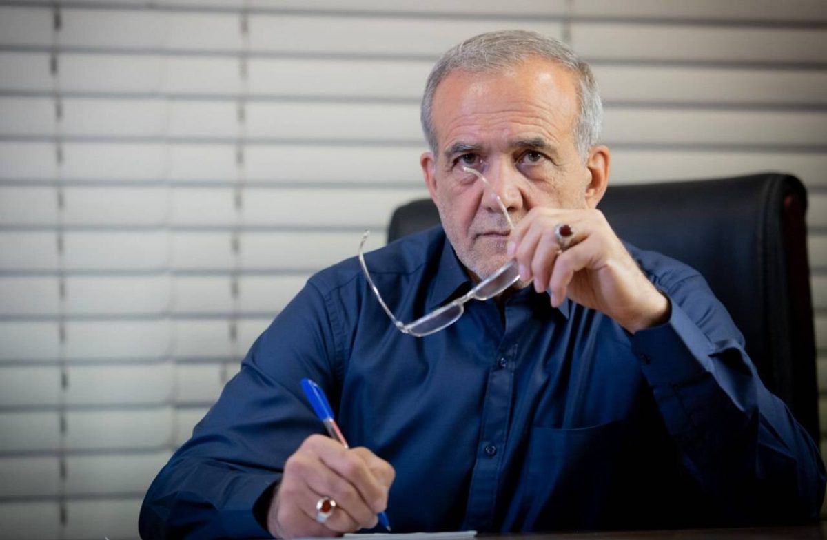 Dismissed Iranian university professors ask President Pezeshkian to facilitate their return 1 Massoud Pezeshkian