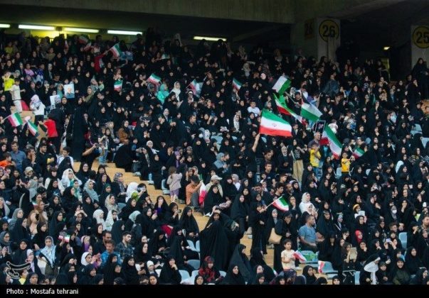 Iranian women honor hijab in Tehran’s Azadi stadium 