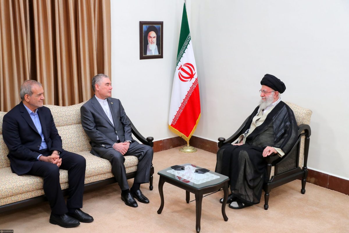 Ayatollah Khamenei: Iran-Turkmenistan energy, development projects important