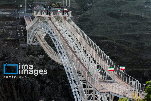 Iran Three-story suspension bridge