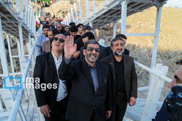 Iran Three-story suspension bridge