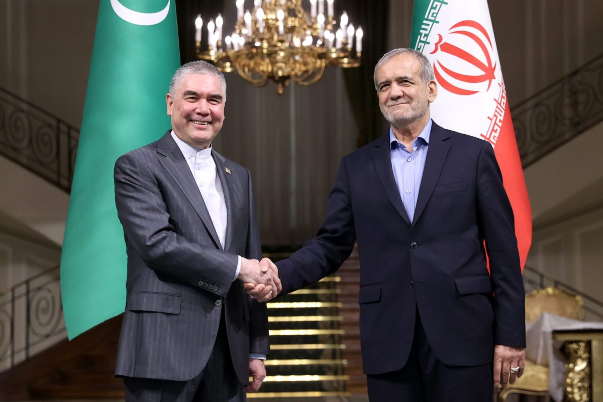 Iran, Turkmenistan ink cooperation deals in various fields