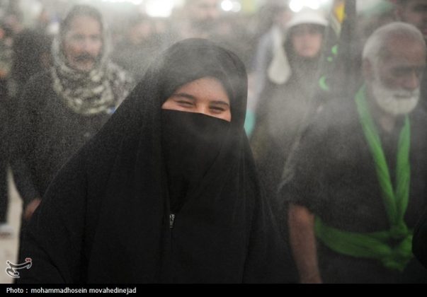 Arbaeen pilgrims brave 47-degree heat