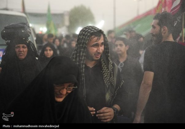 Arbaeen pilgrims brave 47-degree heat