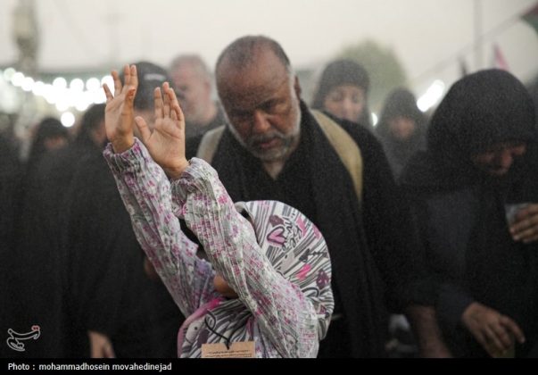 Arbaeen pilgrims brave 47-degree heat