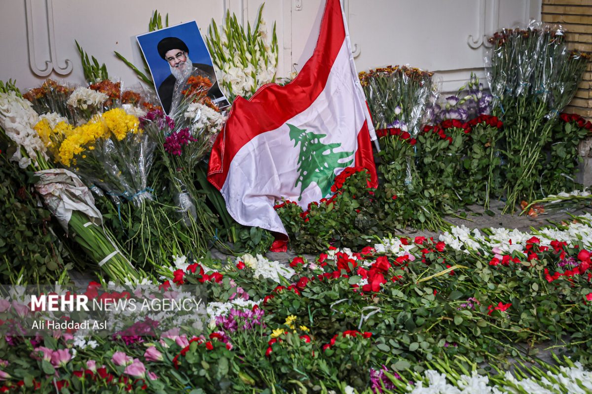 Iranians express solidarity with Lebanon over deadly pager blasts