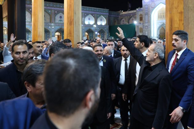 Iranian president visits holy shrines during Iraq trip