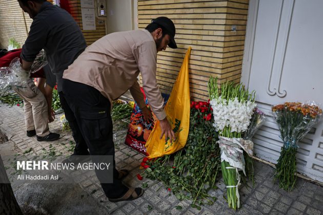 Iranians express solidarity with Lebanon over deadly pager blasts