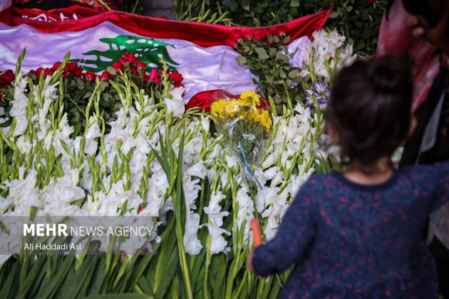 Iranians express solidarity with Lebanon over deadly pager blasts