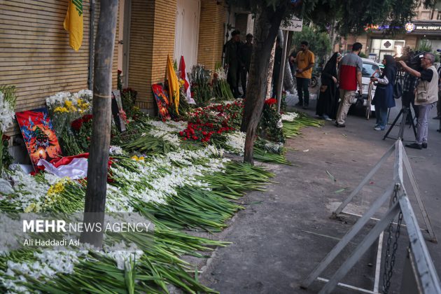 Iranians express solidarity with Lebanon over deadly pager blasts