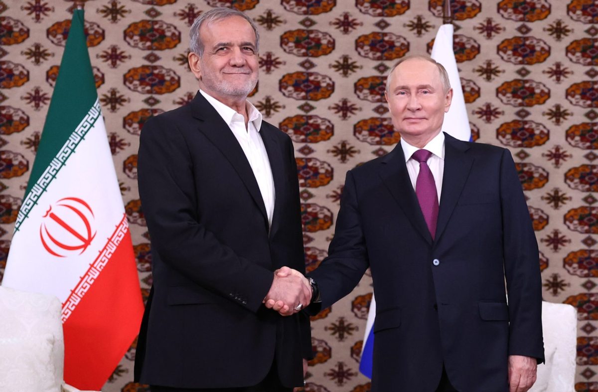 Iran's president meets Russian leader, calls ties strategic