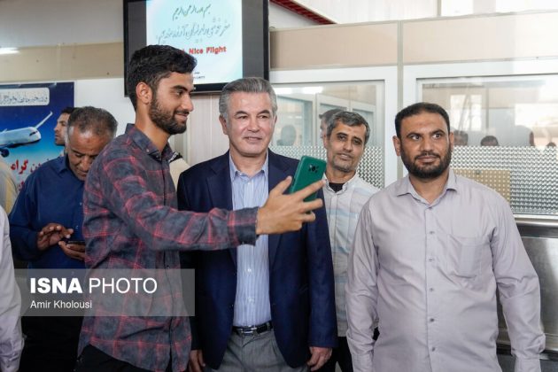 Iranian athletes visit Abu Musa Island in the Persian Gulf