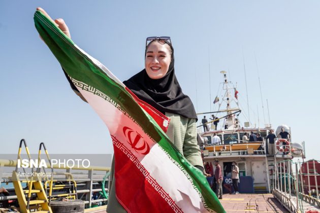 Iranian athletes visit Abu Musa Island in the Persian Gulf