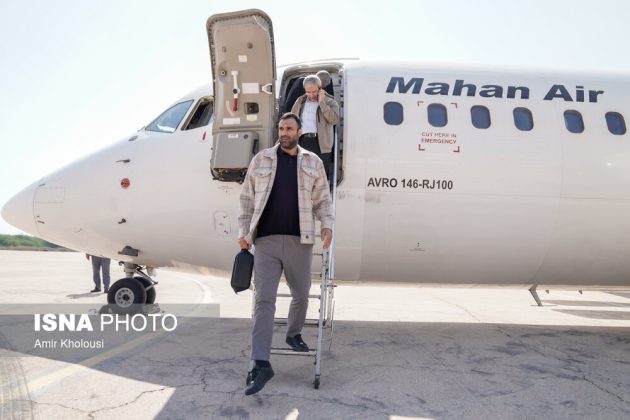 Iranian athletes visit Abu Musa Island in the Persian Gulf